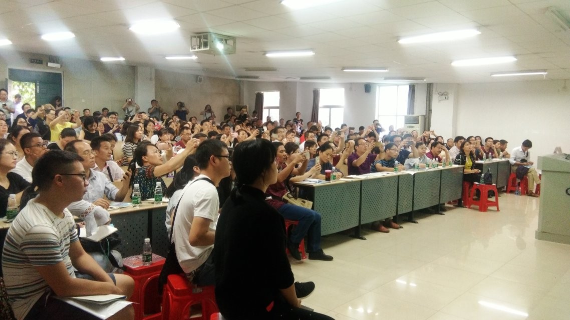 生物分會場，主講專家：九江市一中江雪青老師